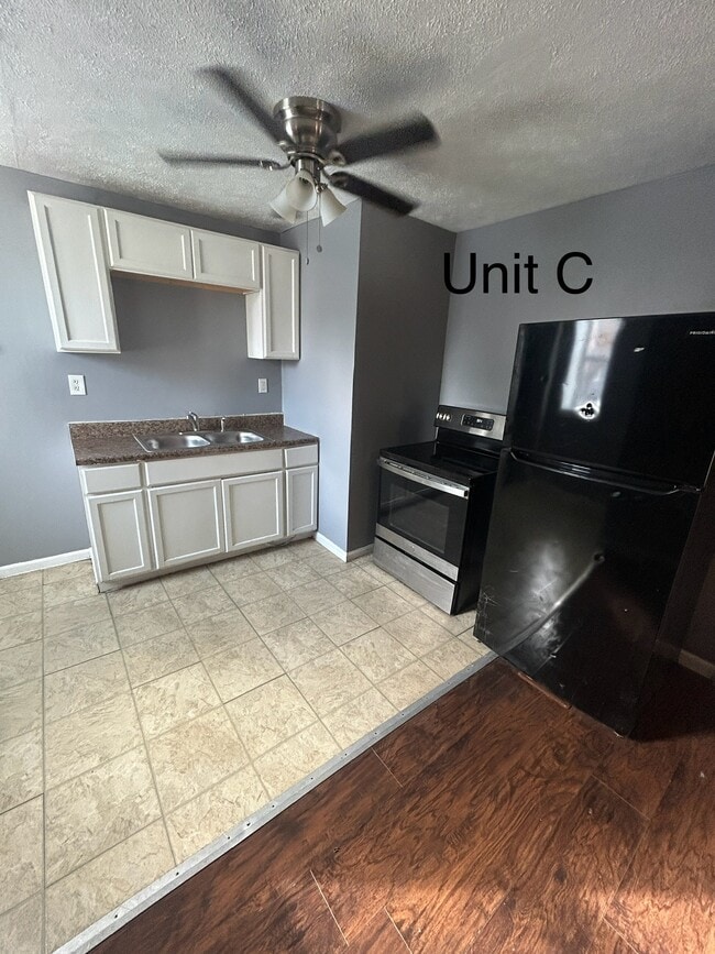 Foto del edificio - Seneca Ave