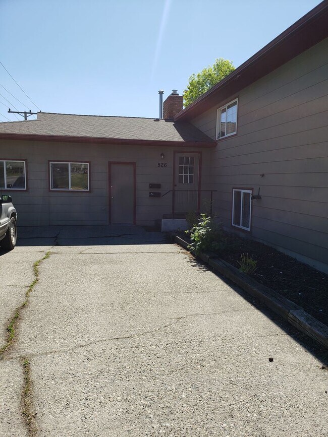 Foto del edificio - 526 N.11th Ave