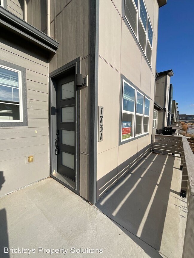 Building Photo - 3 br, 2.5 bath House - 1731 Satin Spar Pt