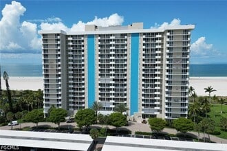 Building Photo - 140 Seaview Ct