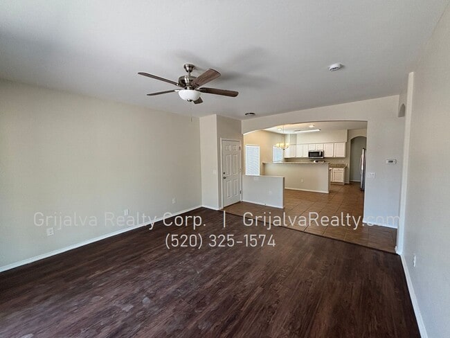 Foto del edificio - Rancho Sahuarita 3 BD, 2 BA House for Rent...
