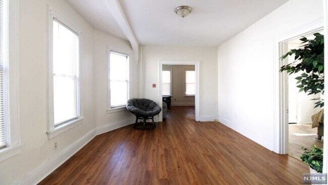 Foto del edificio - 344 Harrison St