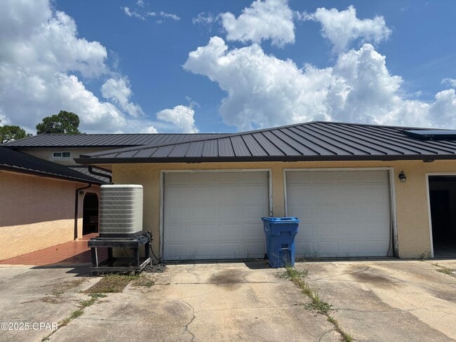 Building Photo - 362 Moonlight Bay Dr