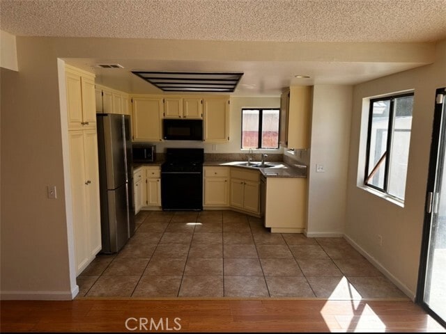 Building Photo - 13675 Riverstone Dr