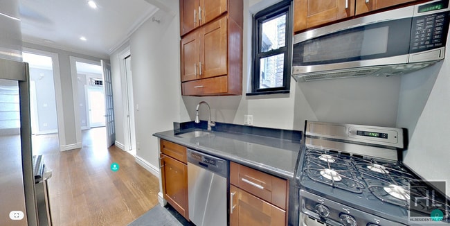 Building Photo - E 32ND ST.