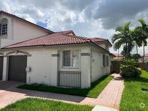 Building Photo - 5083 NW 116th Ave
