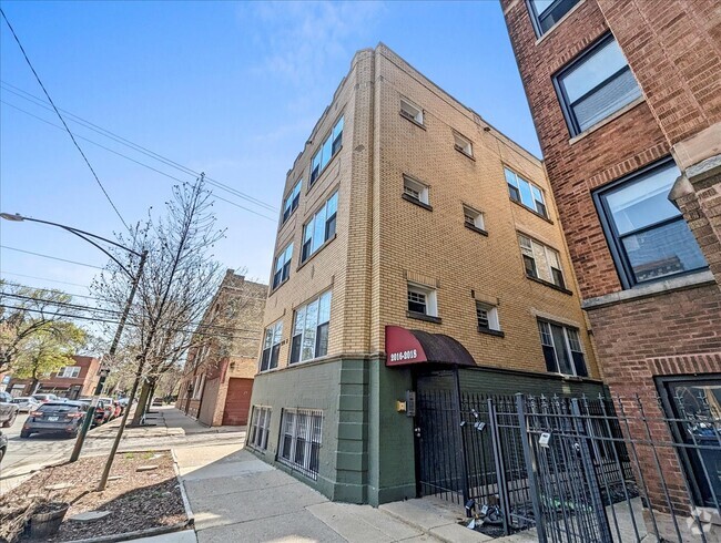 Building Photo - 2022 N Spaulding Ave