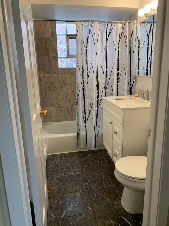 Bathroom - 30 W Conti Pkwy