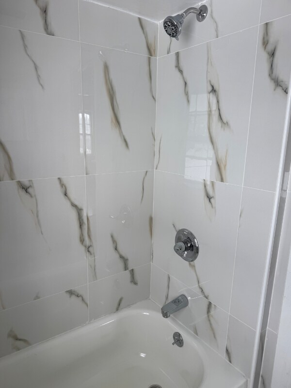 Foto del edificio - 334 Midland Ave