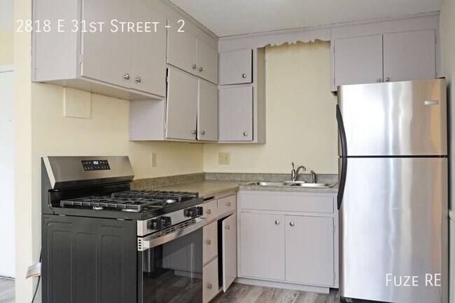 Foto del edificio - 2818 E 31st St