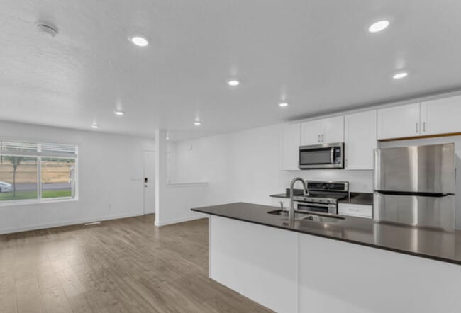 Foto del edificio - Available now!