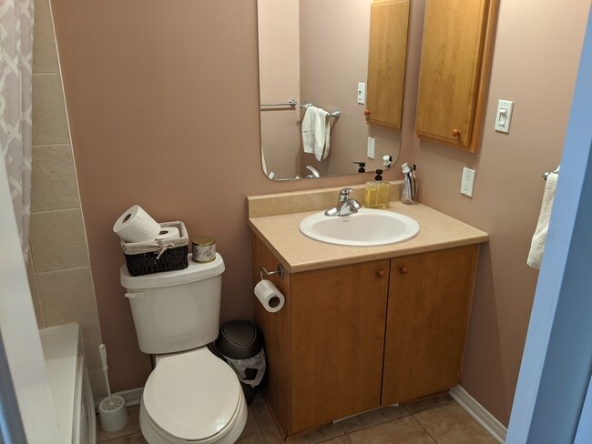 Building Photo - 70 Edenvale Dr
