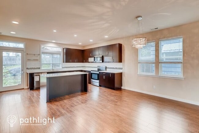 Building Photo - 4319 South 10th Street, Tacoma, WA, 98405