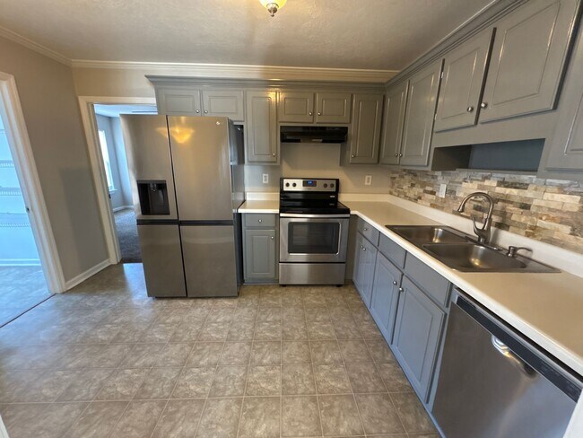 Foto del edificio - 3512 Tullocks Hill Dr