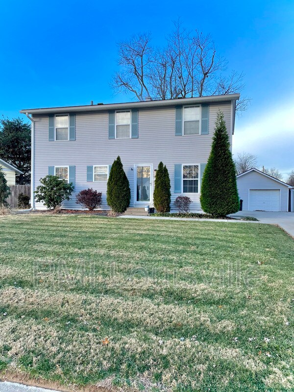 Primary Photo - 9236 Chenault Rd