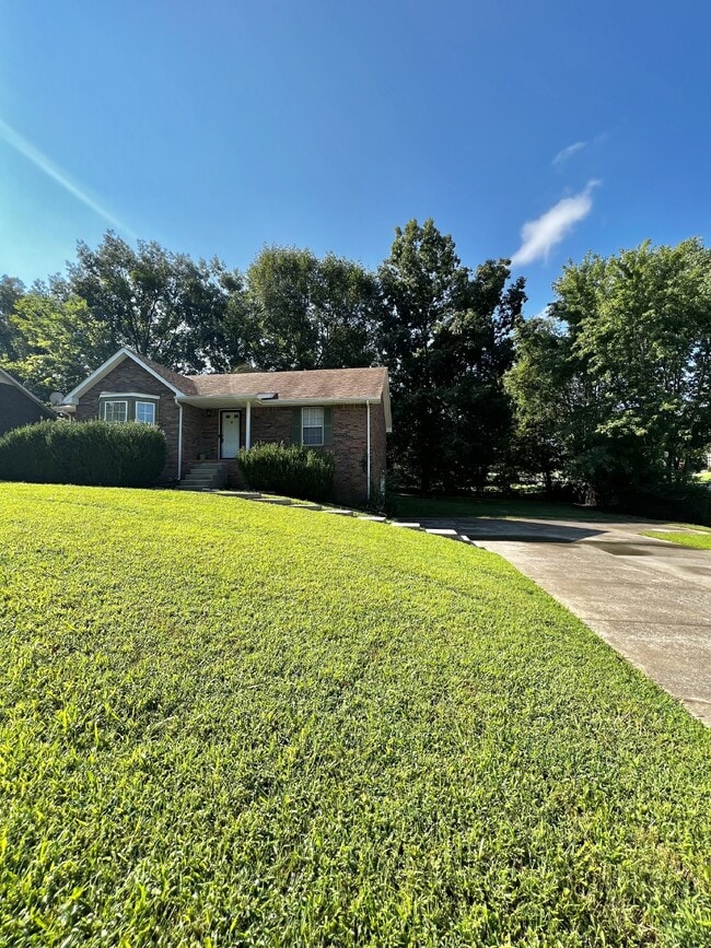 Building Photo - 200 Mill Creek Rd