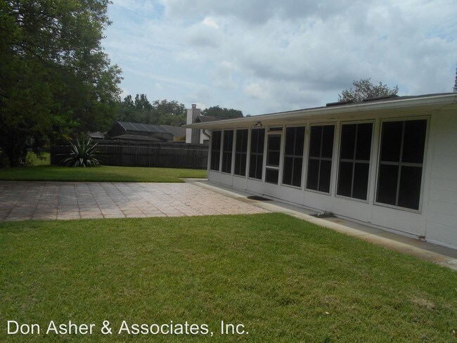 Building Photo - 5173 Lido St
