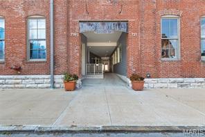 Building Photo - 721 N 17th St