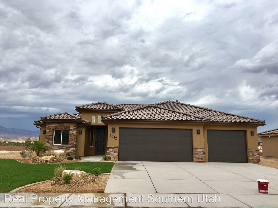 Primary Photo - 3 br, 2 bath House - 1012 W Las Colinas