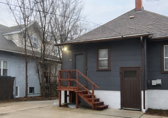 Building Photo - 119 E North Ave