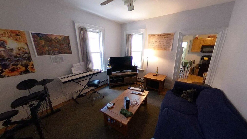 Primary Photo - 4 Atherton Pl