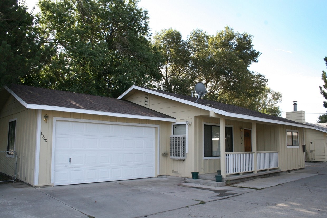 Primary Photo - 1000 Virbel Ln