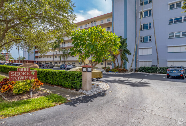 Building Photo - Shore Towers