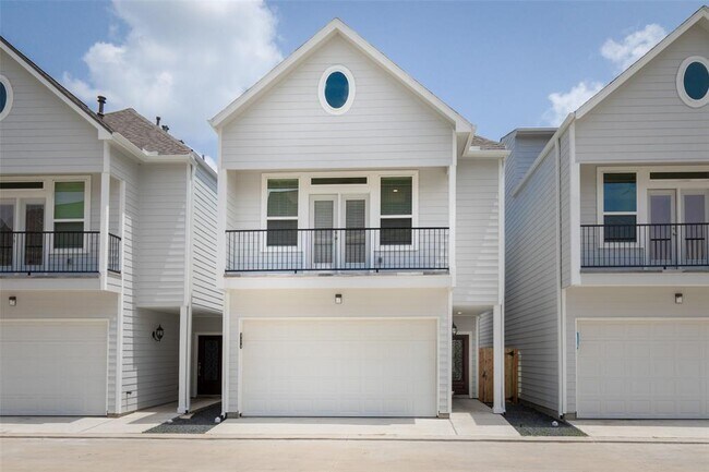 Foto del edificio - 612 Hawthorn Grove Ln