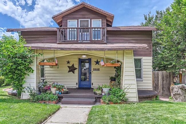 Perfect 4bd located in the Heart of Englewood - Perfect 4bd located in the Heart of Englewood House