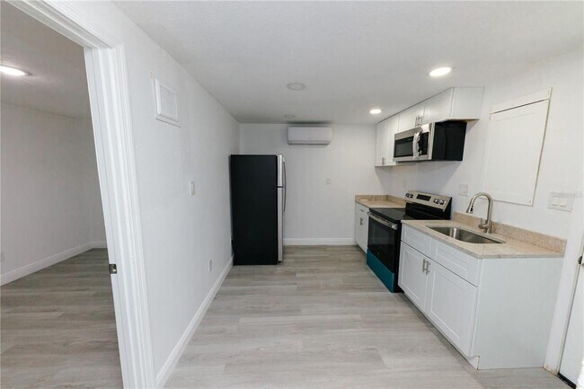 Foto del edificio - 1741 Fairfield St