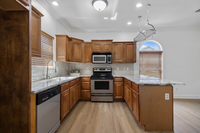 Foto del edificio - 610 Atkins Rd
