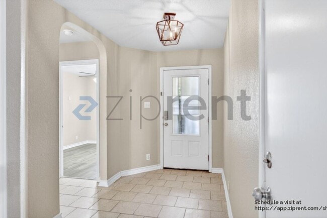 Foto del edificio - 8745 Ironwood Hill