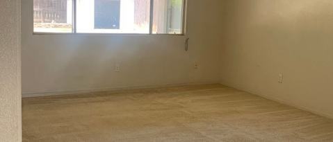 Foto del edificio - 1046 W Pebble Dr