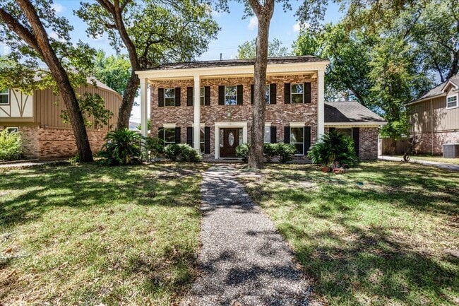 Building Photo - 751 Langwood Dr