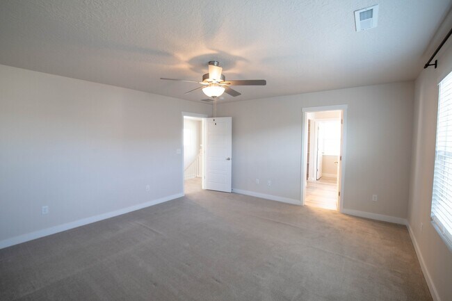 Foto del edificio - 4172 E Tivon Ln