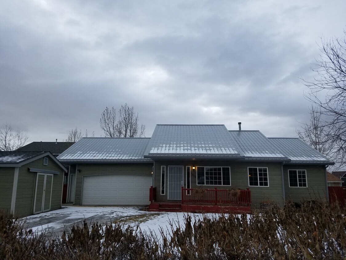 1110 Central Ave, Belgrade, MT 59714 House Rental in Belgrade, MT