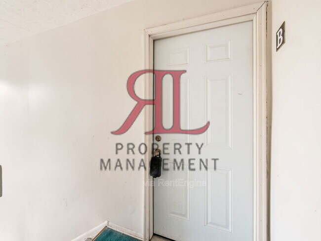 Building Photo - 155 N 17th St