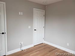 Foto del edificio - 71 Park Ave