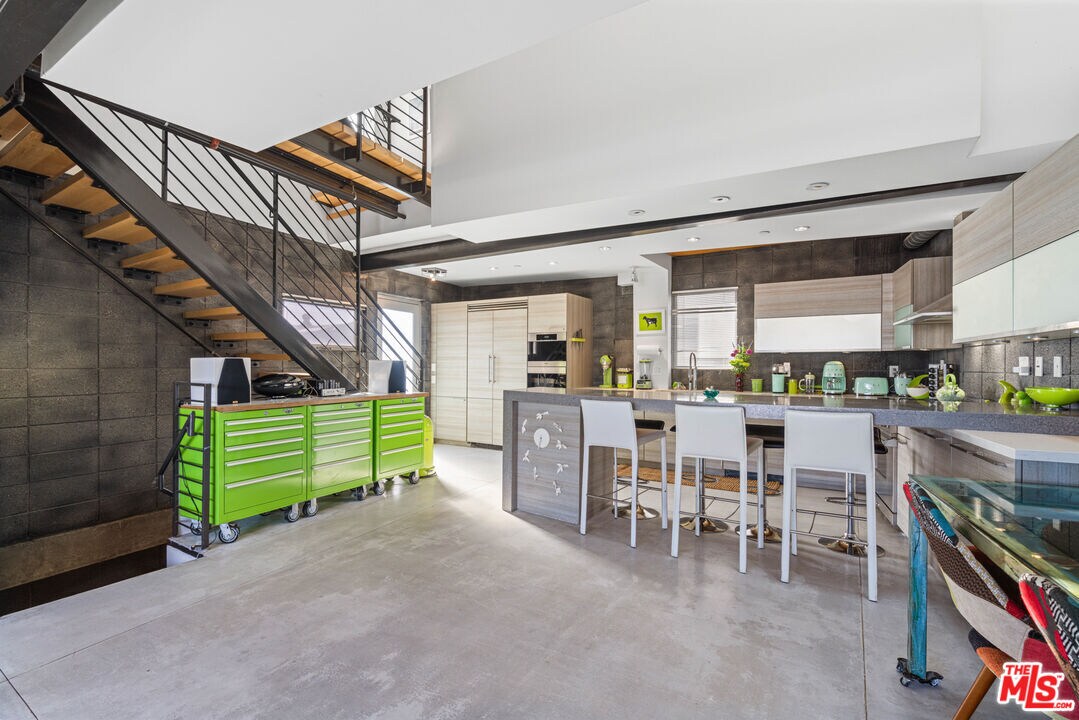 Foto principal - 351 Sunset Ave