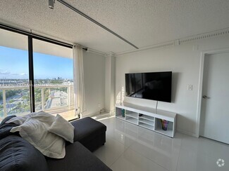 Building Photo - 13499 Biscayne Blvd