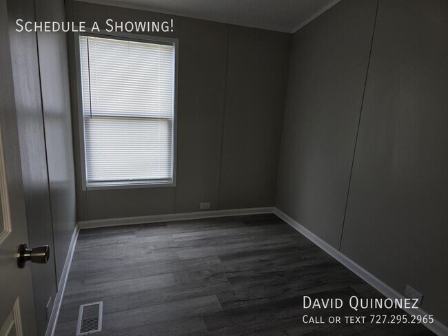Foto del edificio - 234 N Blackwood Dr