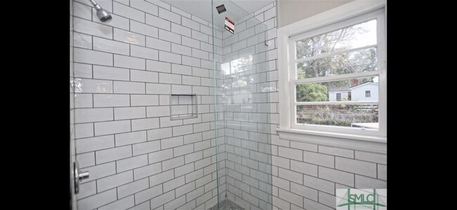 Foto del edificio - 1309 E 35th St