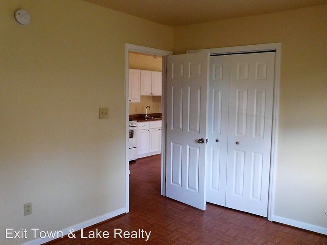 Foto del edificio - 1 br, 1 bath House - 200 E. Pine St.