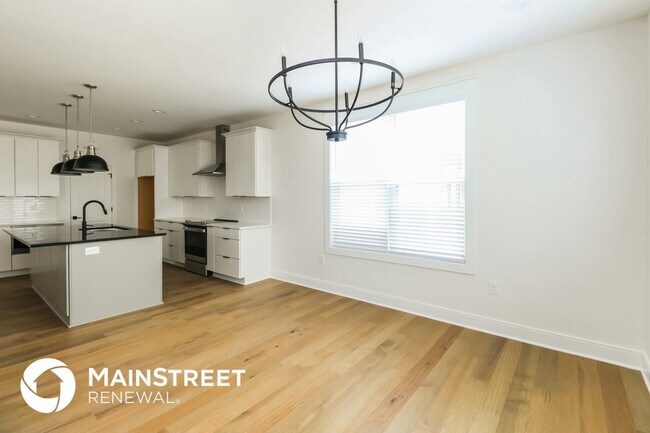 Foto del edificio - 1811 Seminary St