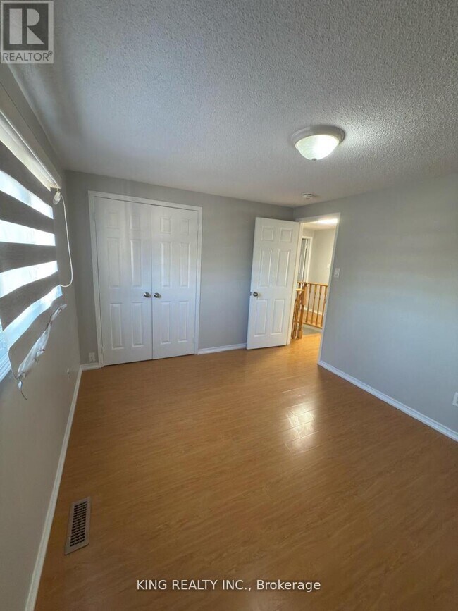 Building Photo - 7 Clydesdale Cir