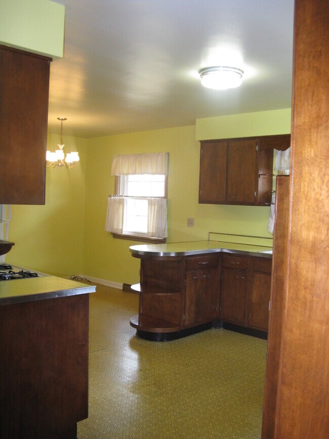 Foto del edificio - 412 Johnson Rd