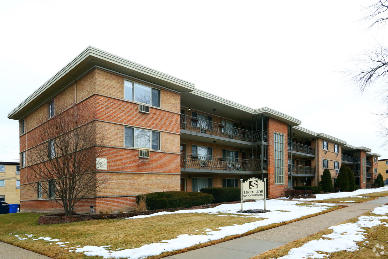 Primary Photo - Salem Lane Apartments