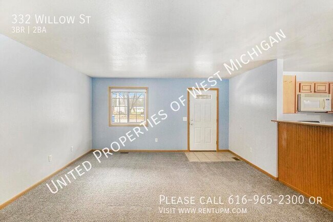 Building Photo - 332 Willow St