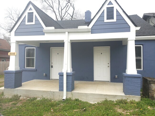 Building Photo - 1605 Douglas Ave
