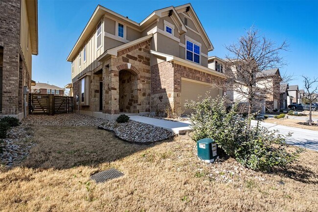 Building Photo - 3651 Sandy Brook Dr